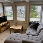 Дом отдыха Retreat With Private Garden *