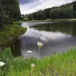 Дом отдыха Retreat With Private Garden Гюнтерсберге