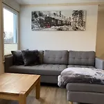 Дом отдыха Retreat With Private Garden