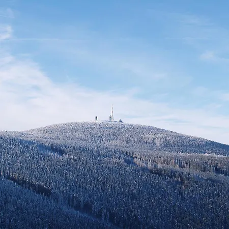 Retreat With Private Garden Dom wakacyjny *