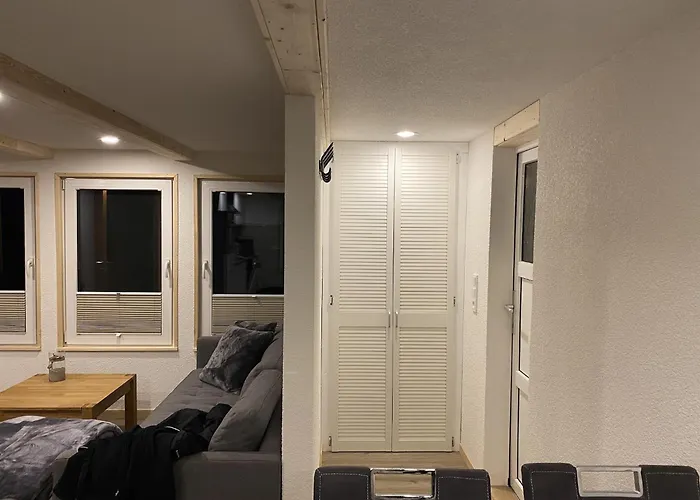 Semesterbostad Retreat With Private Garden *